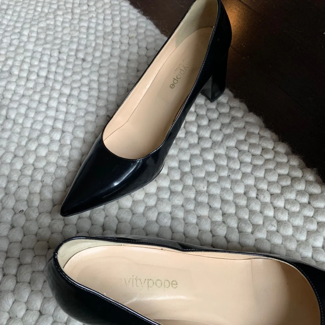 Gravity Pope Real Leather Pointed Heels Size 41! photo 3