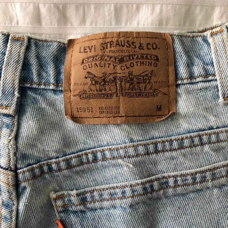 Vintage Levi’s Shorts photo 4
