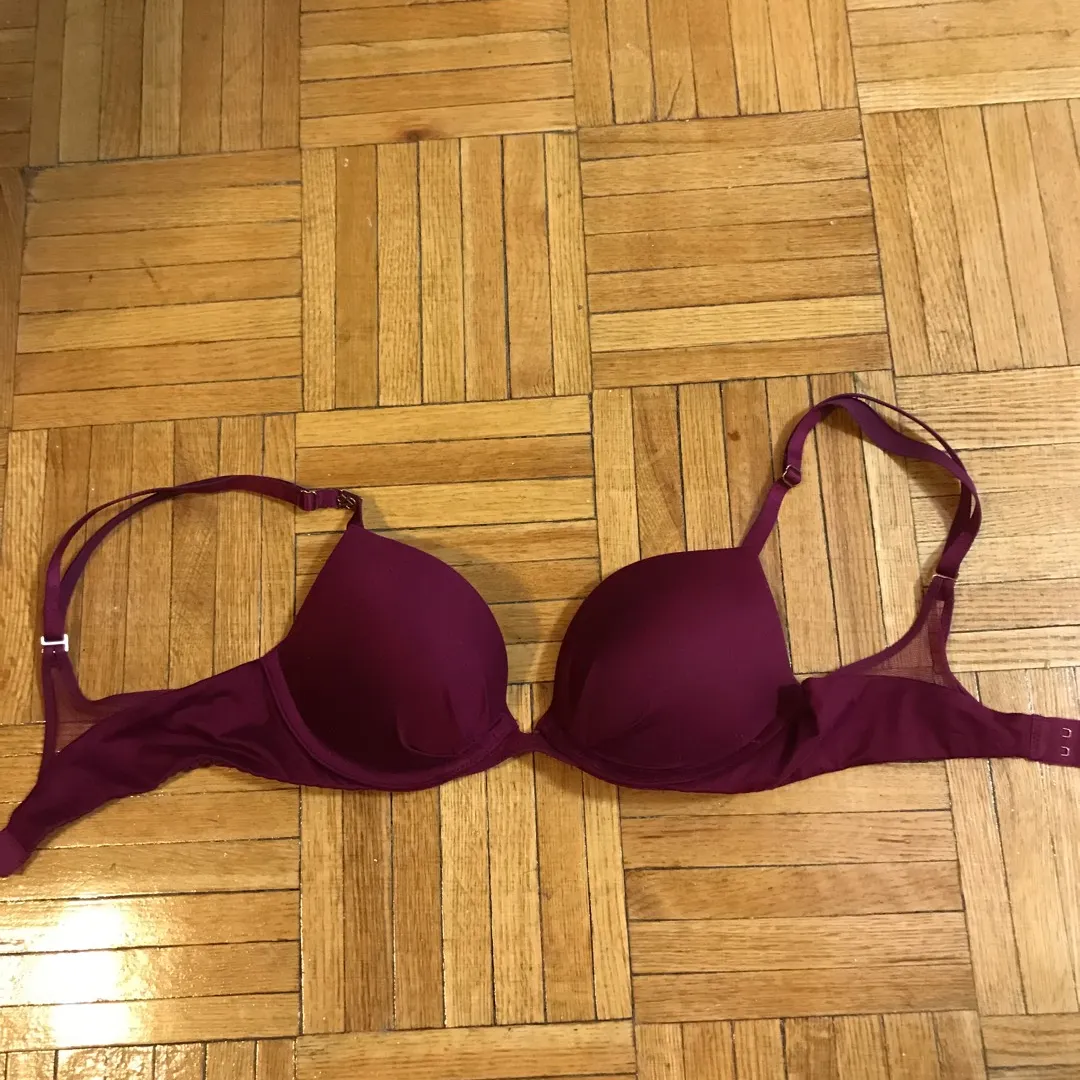 Victoria’s Secret Purple Push Up Bra Size 32B photo 1