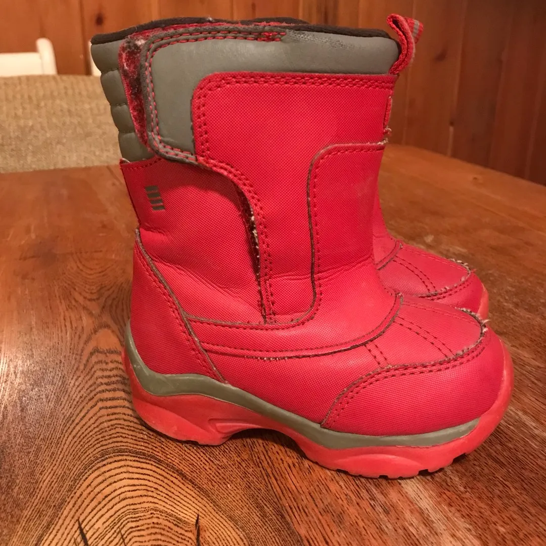 Toddler Winter Boots photo 1