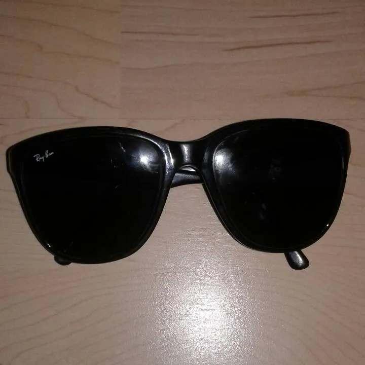 Sunglasses photo 1