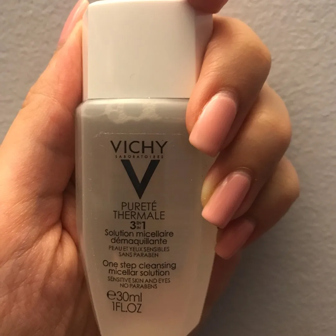 Vichy Micellar Cleansing Solution photo 1