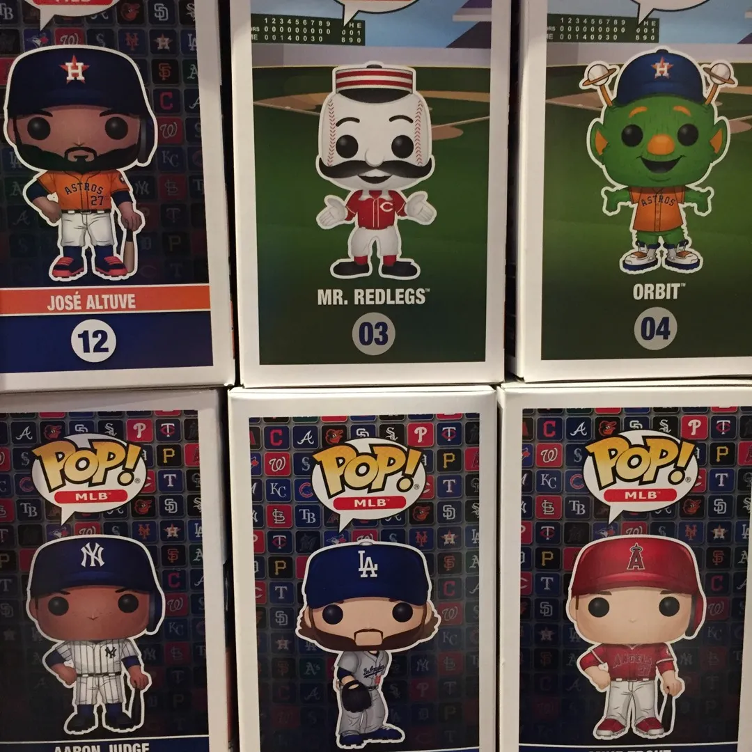 Funko Pop MLB Players and Mascots photo 1