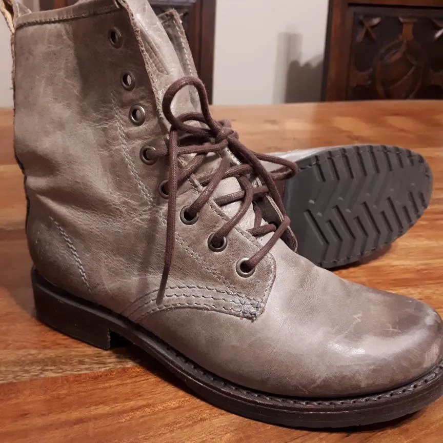 FRYE distressed army boots size 5.5 photo 1