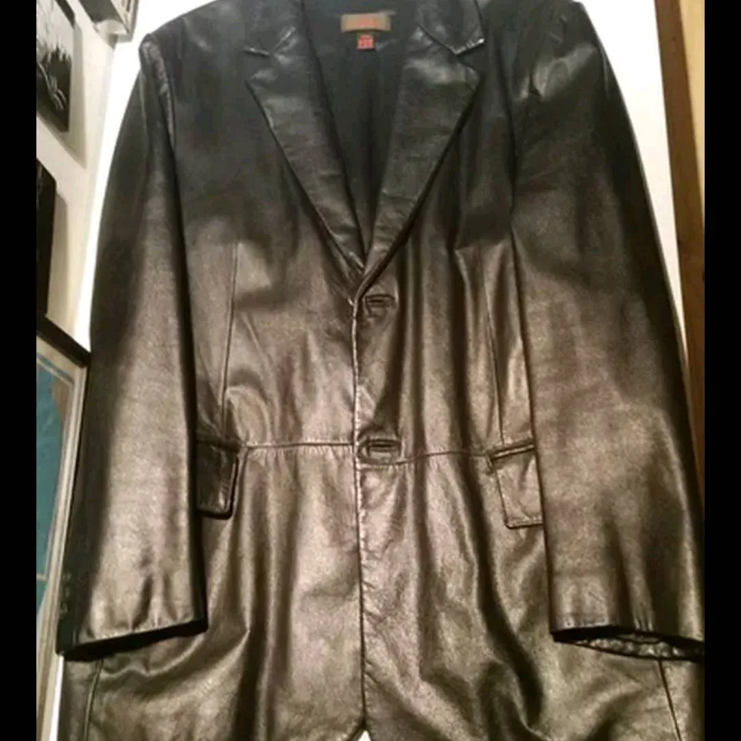Danier Men's Leather Jacket photo 1
