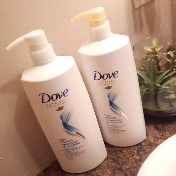 DOVE Daily Moisture Hydration Shampoo & Conditioner 1.18L Eac... photo 1