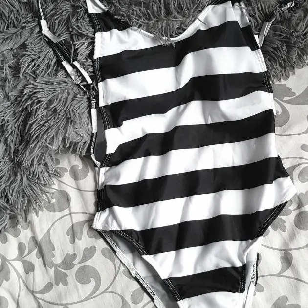 New Black And White Swimsuit photo 1