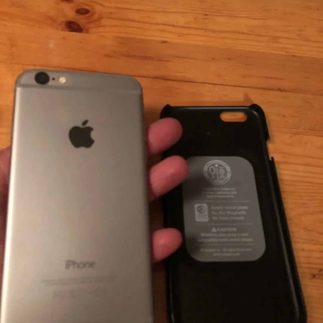 iPhone 6 with Case photo 3