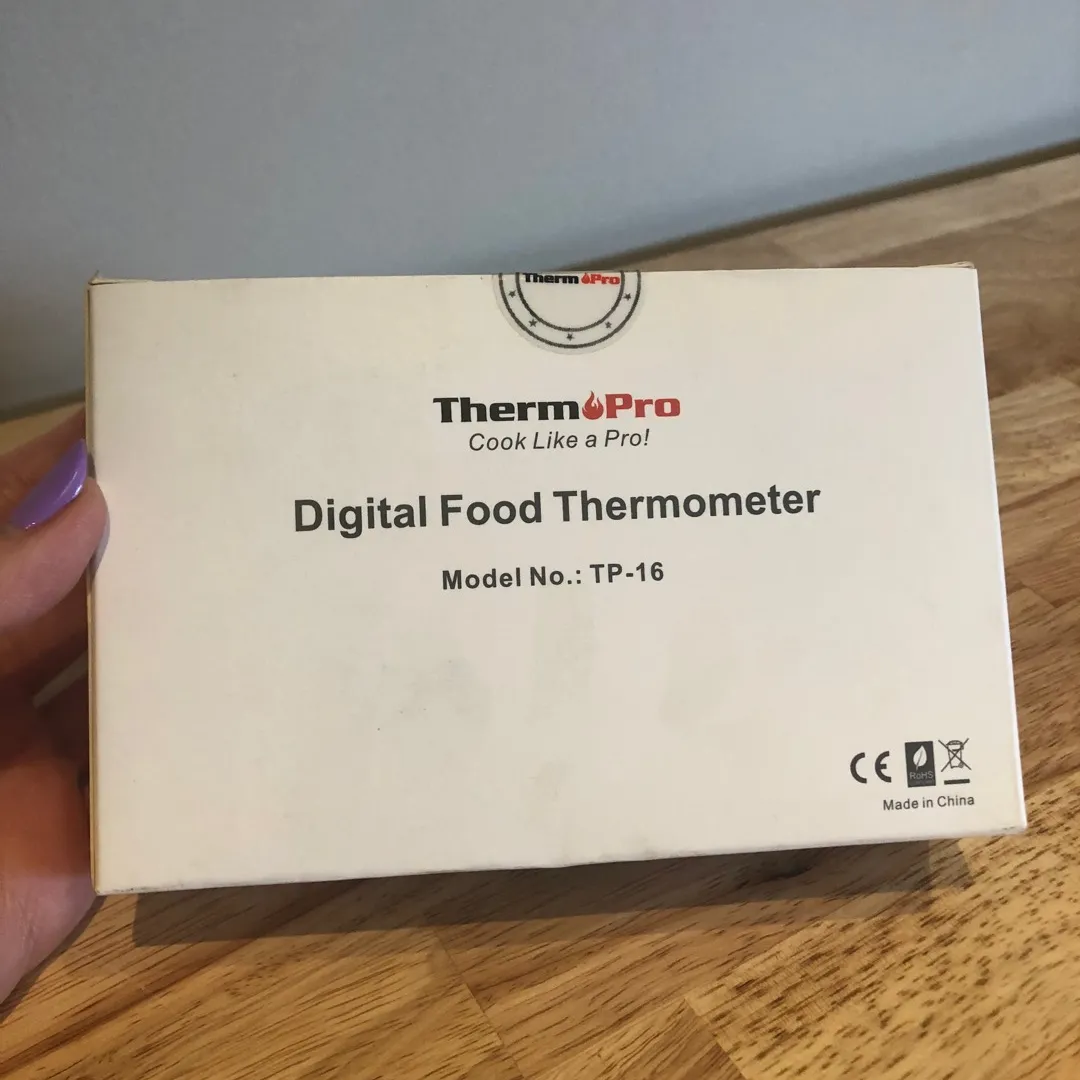 BNIB digital meat thermometer photo 4