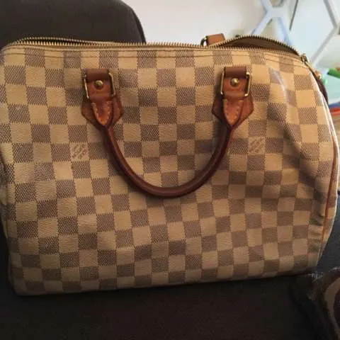 Speedy 35 Louis Vuitton Authentic Bag photo 1