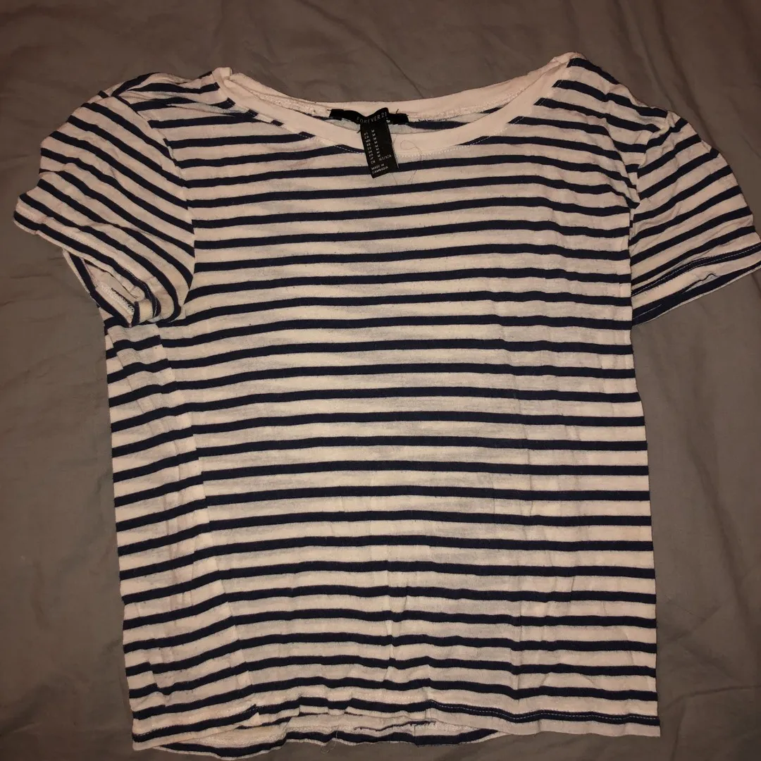 Forever 21 Striped T photo 1