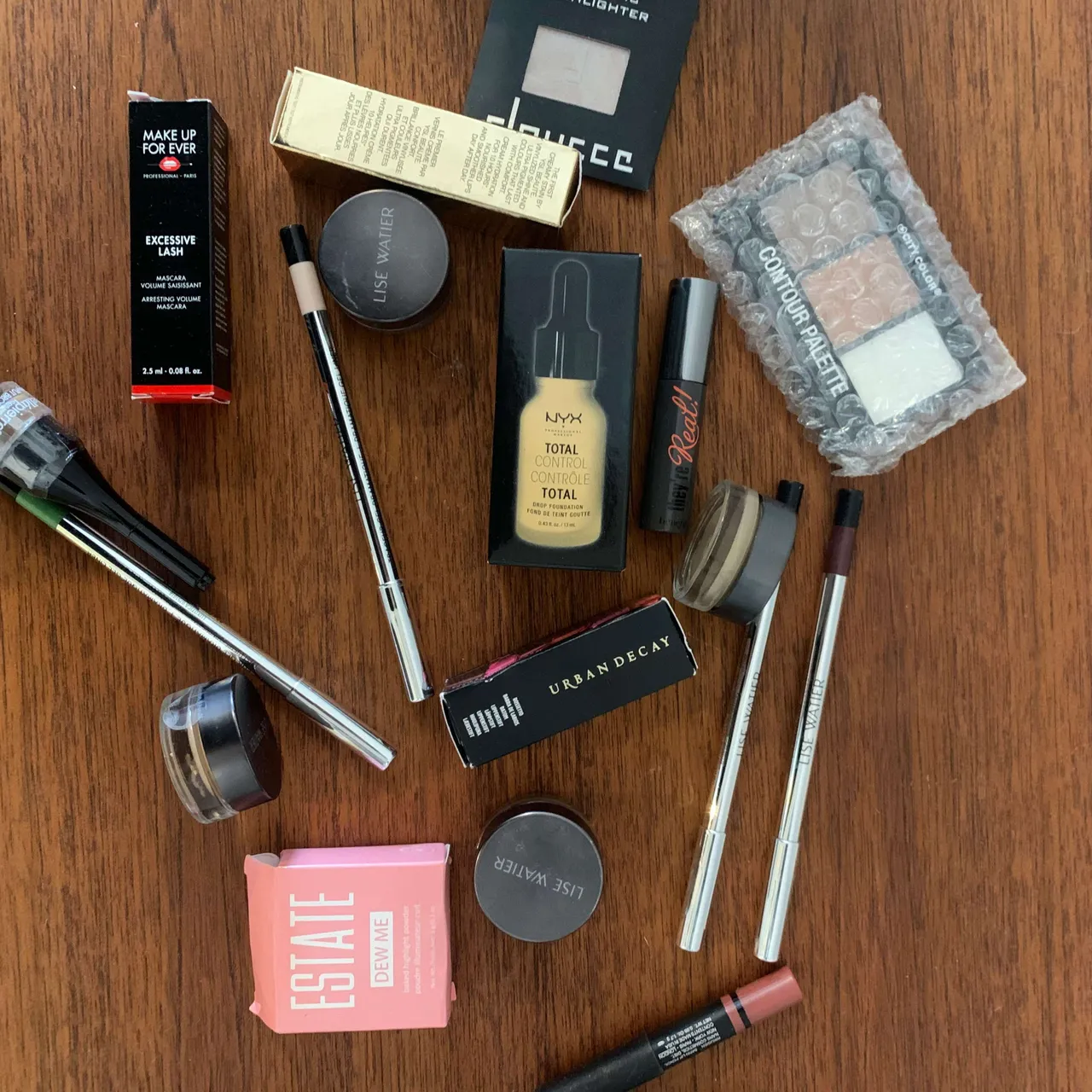 Various Unused Makeup Products photo 1