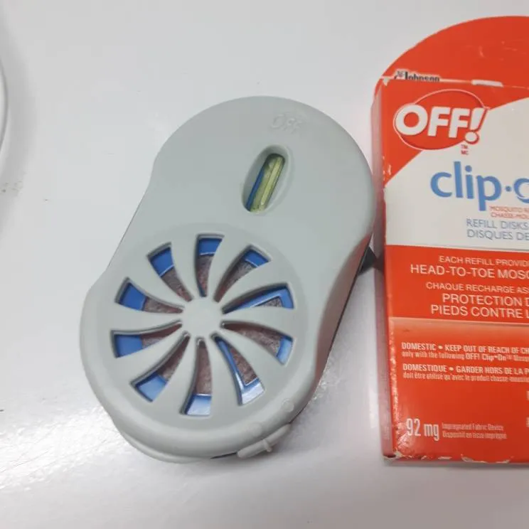 Clip On Mosquito Repellent + Refill Disks photo 3
