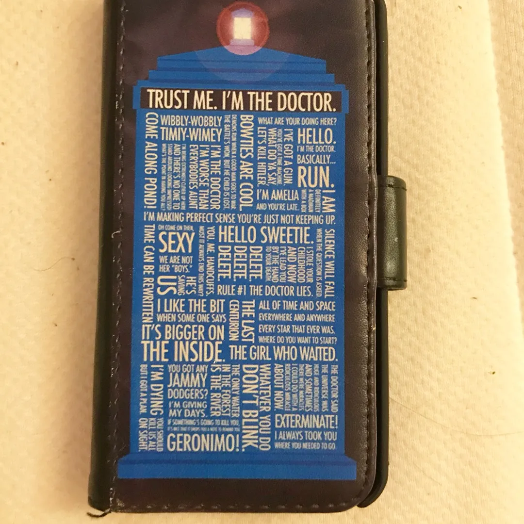 Doctor Who iPhone 5 Wallet Case photo 1
