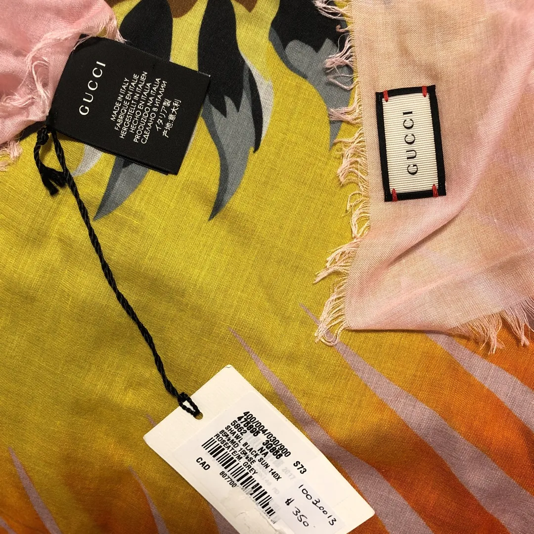 Authentic Gucci Cat Scarf/tapestry photo 4