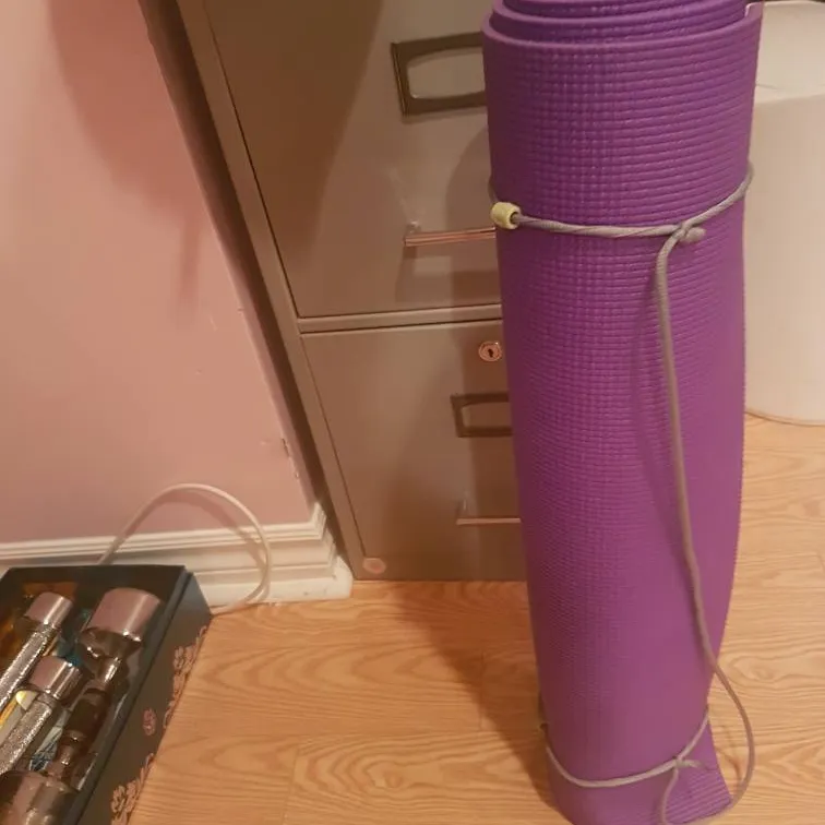 Purple Yoga Mat photo 1