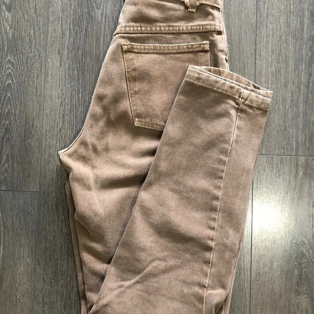 Vintage High Waisted Jeans - runaway Bay photo 1