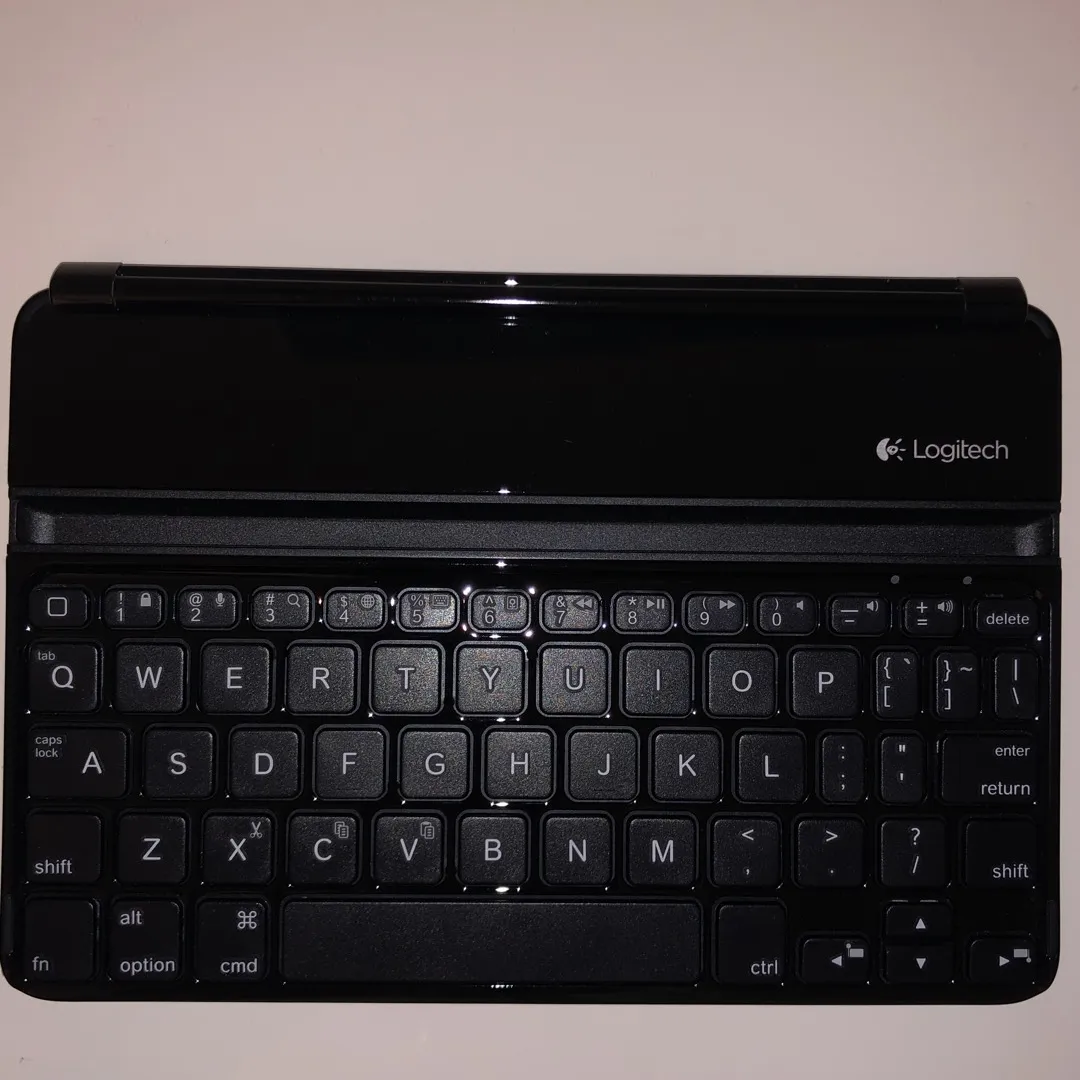Bluetooth Keyboard (iPad or iPhone) photo 1