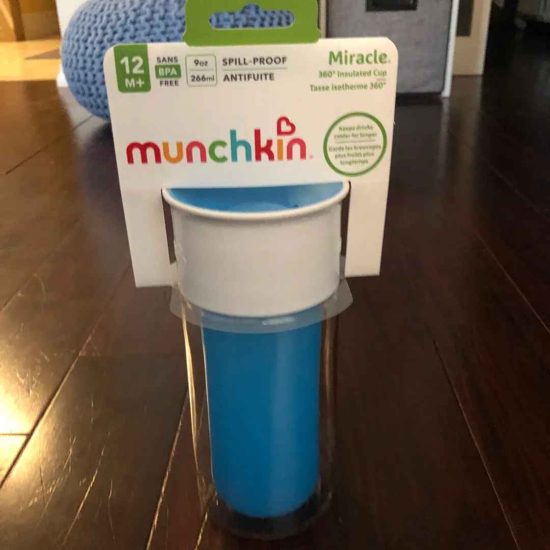 Brand New Munchkin Spill Proof Insulated Cup photo 3