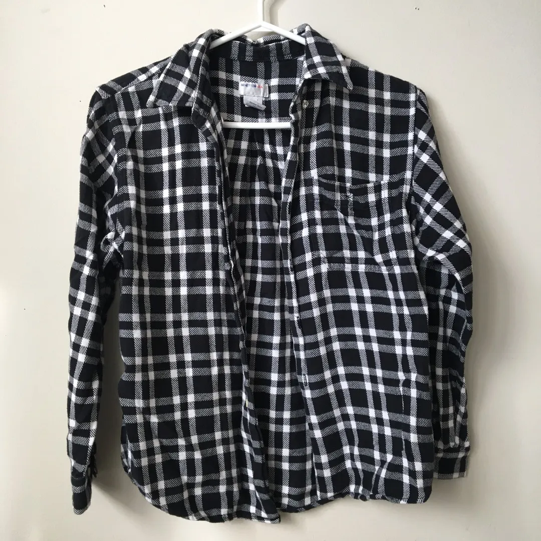 Thrifted Benetton Black and White Flannel photo 1
