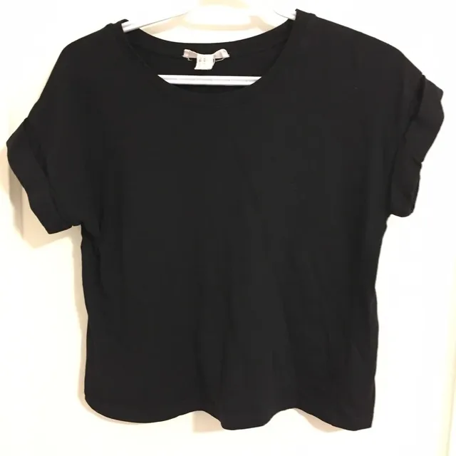 Black Crop Top With Cuffed Sleeves photo 1