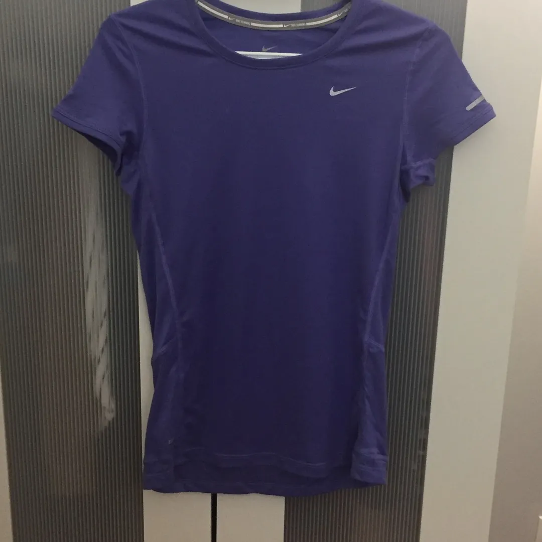 Nike Dri-Fit Shirt photo 1
