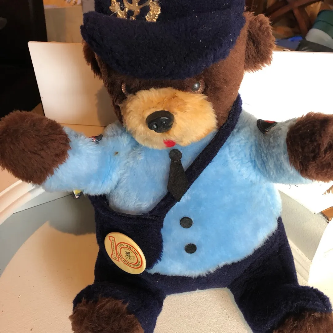 Canada Post Delivery Bear photo 1
