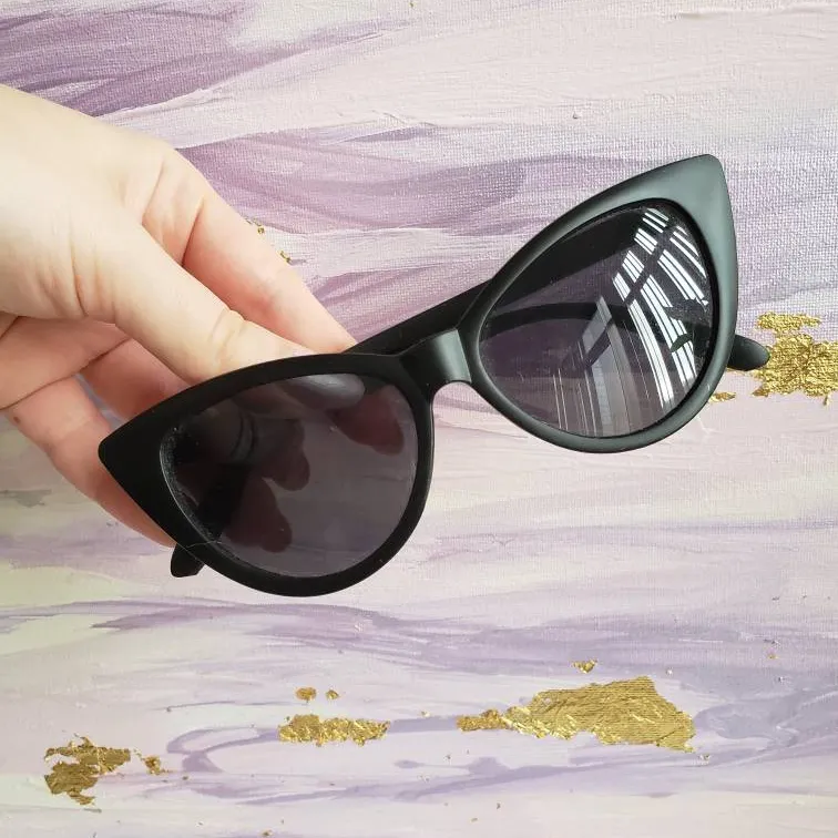 Cateye Sunglasses photo 1