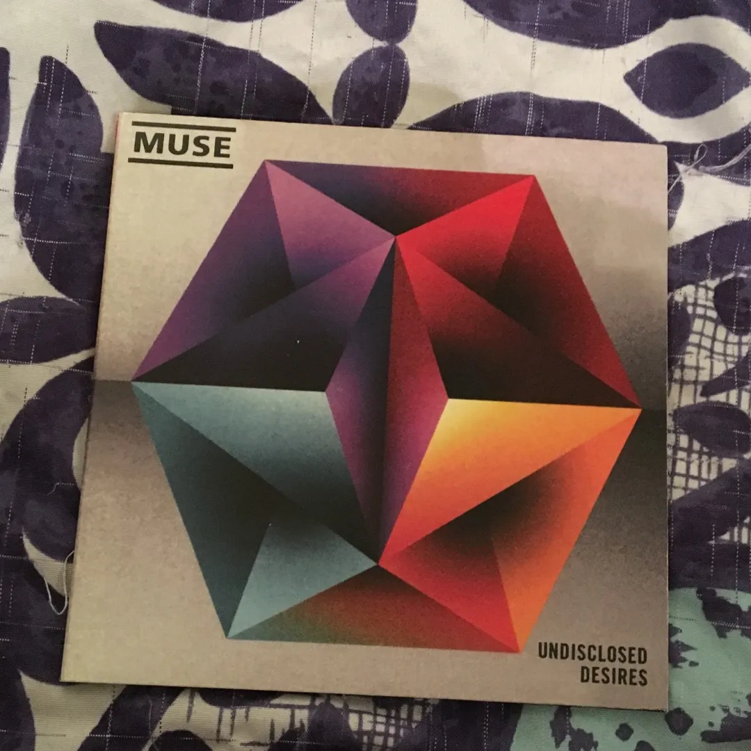 muse “undisclosed desires” cd single photo 1