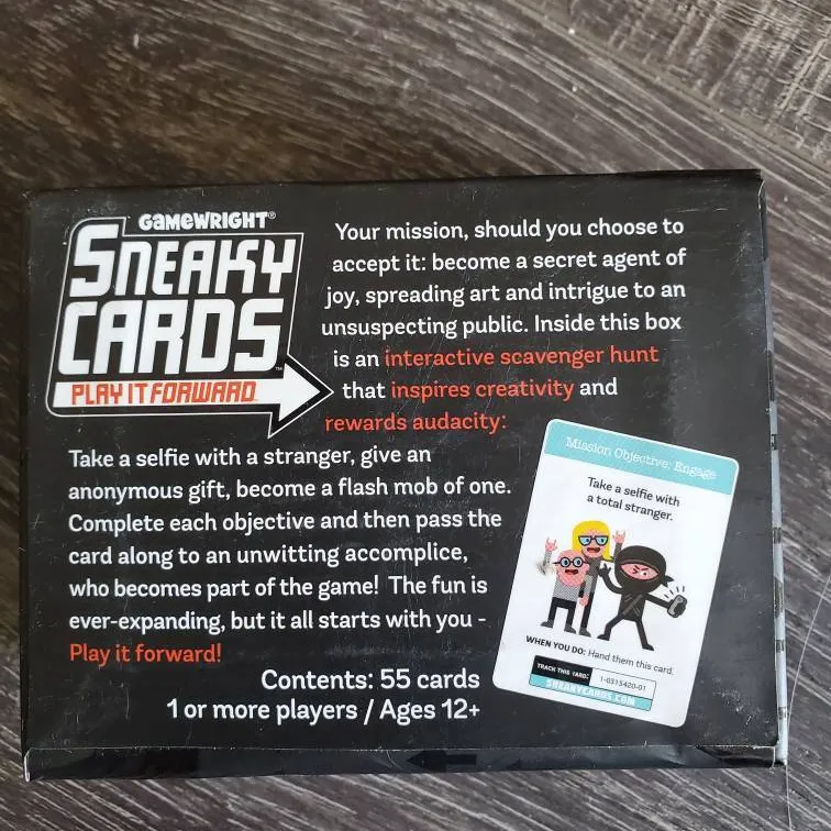 Sneaky Cards Card Game photo 3