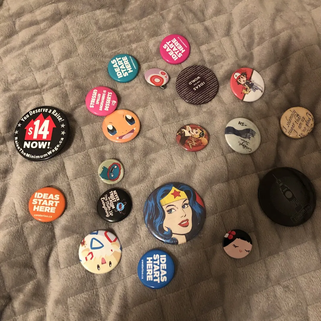 assorted buttons photo 1