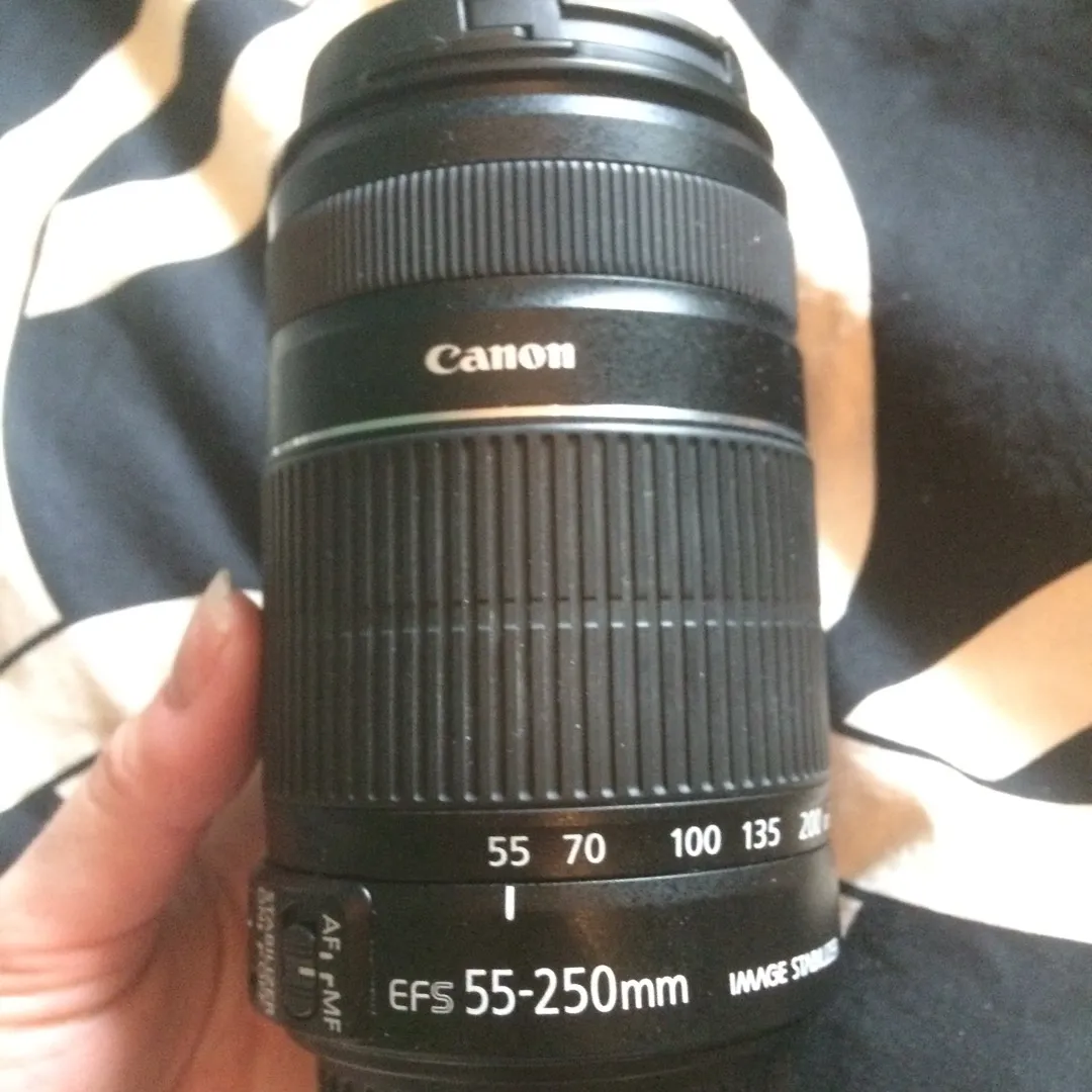 Canon EF 55-250mm Lens photo 1