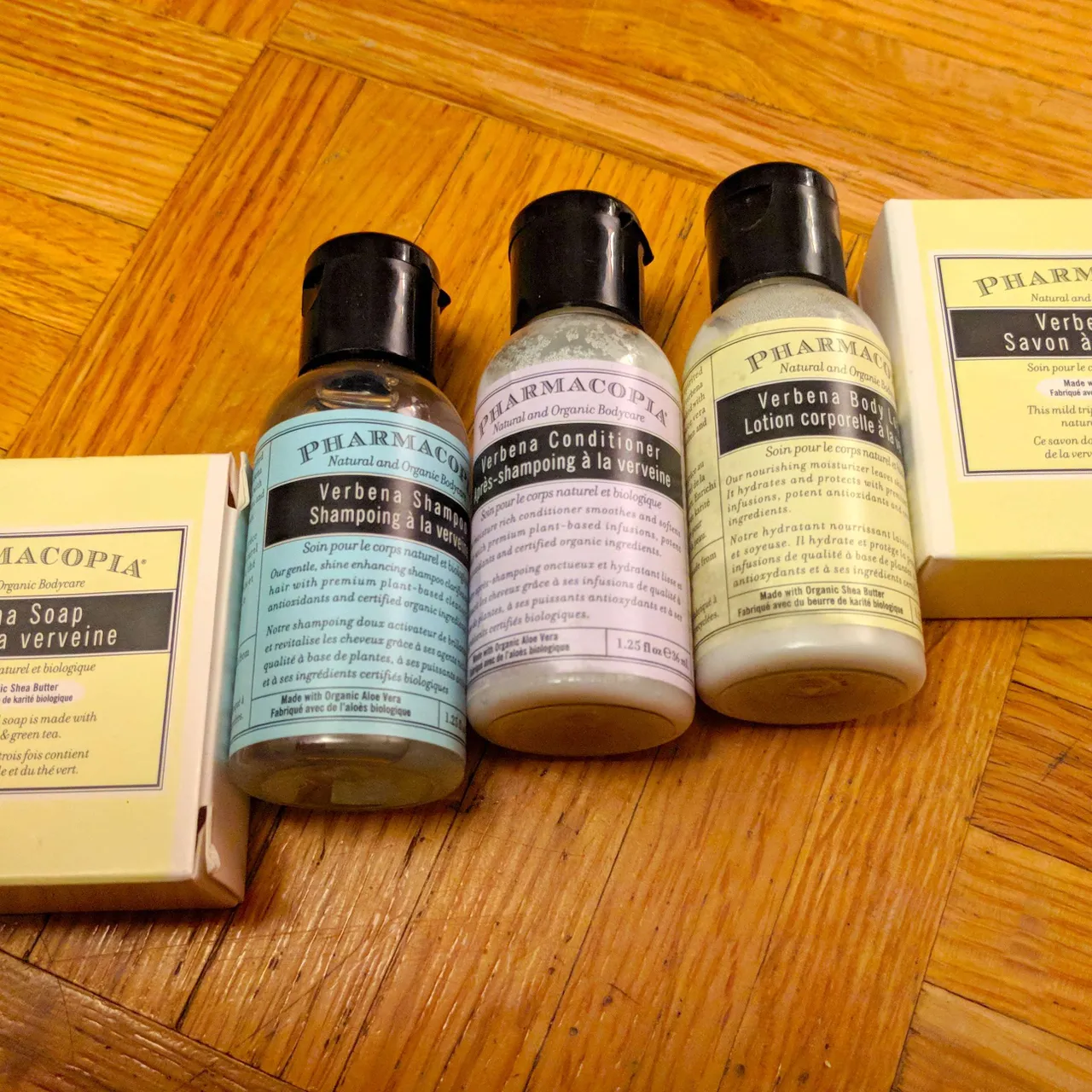 Verbena Soap, Shampoo, Conditioner, Lotion (Pharmacopia) photo 1