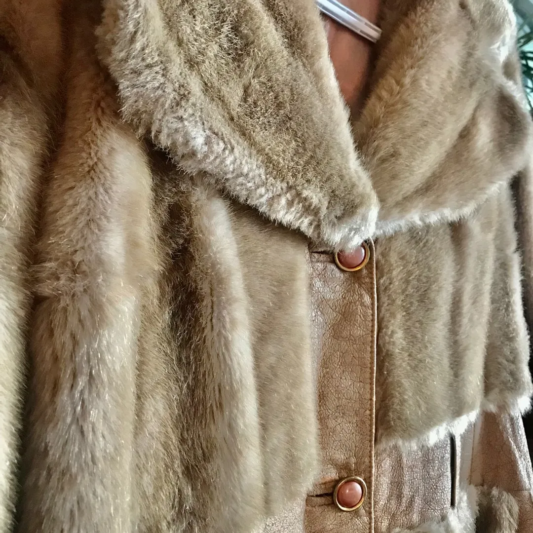 Vintage Leather & Fur Coat photo 1