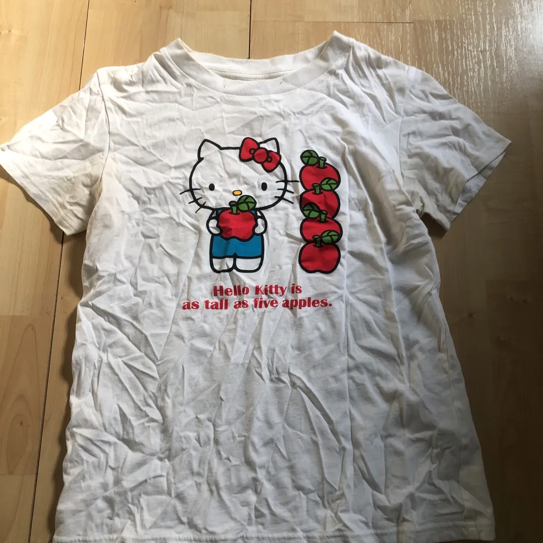 Hello Kitty Shirt photo 1