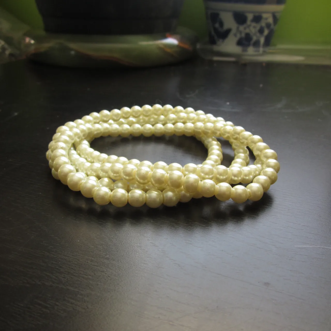 Glass Pearl Necklace photo 1