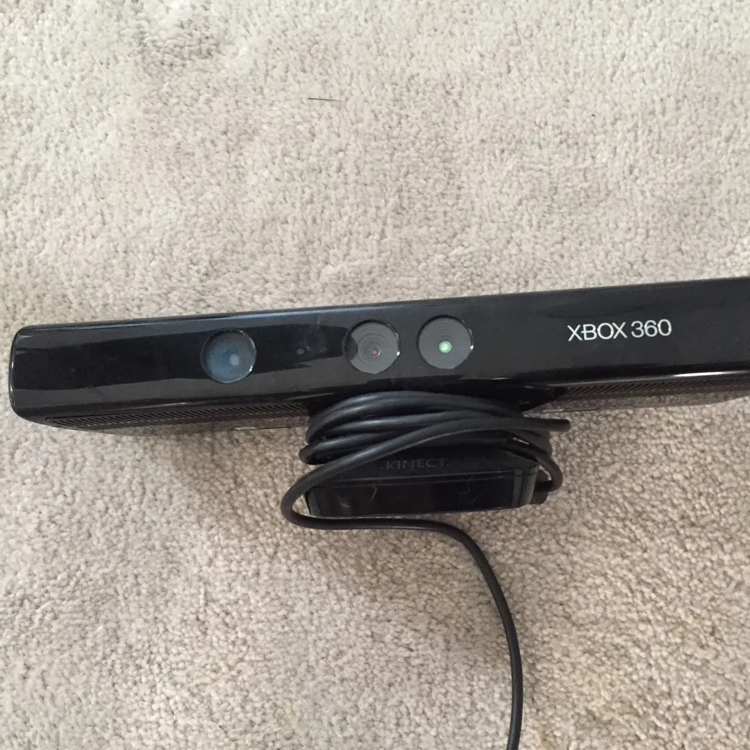 Xbox360 Kinect Sensor photo 1