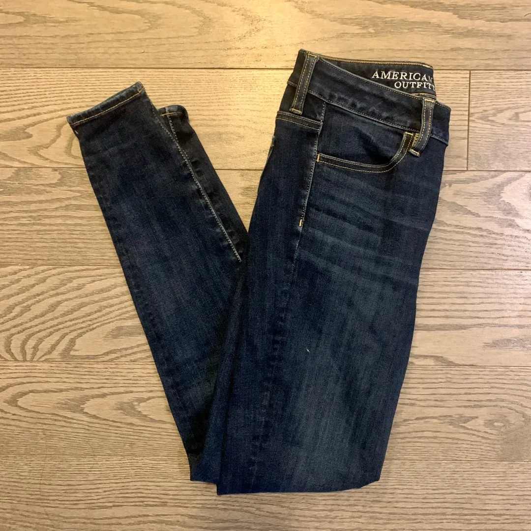 360 Stretch AE Jeans (Size 2 - Regular) photo 3