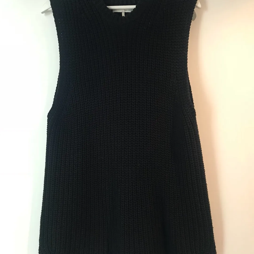 Oak And Fort Knit Top In Black Size Small photo 1
